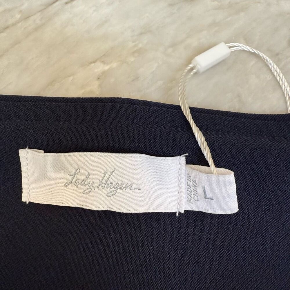 Lady Hagen Shorts Women's Size L 7” Tummy Control Golf navy blue Wicking NWT - Picture 3 of 7